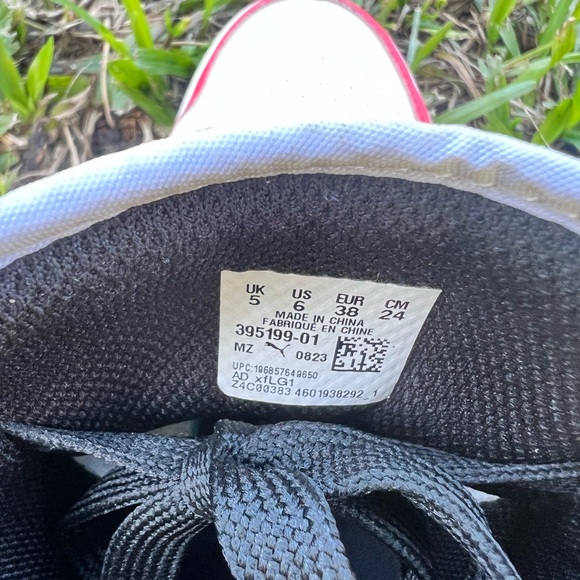 Puma Red and White High-Tops with Black Accents - Picture 6 of 6